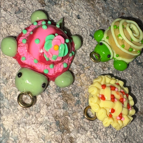 Colorful Keychain Charms - Picture 2 of 2